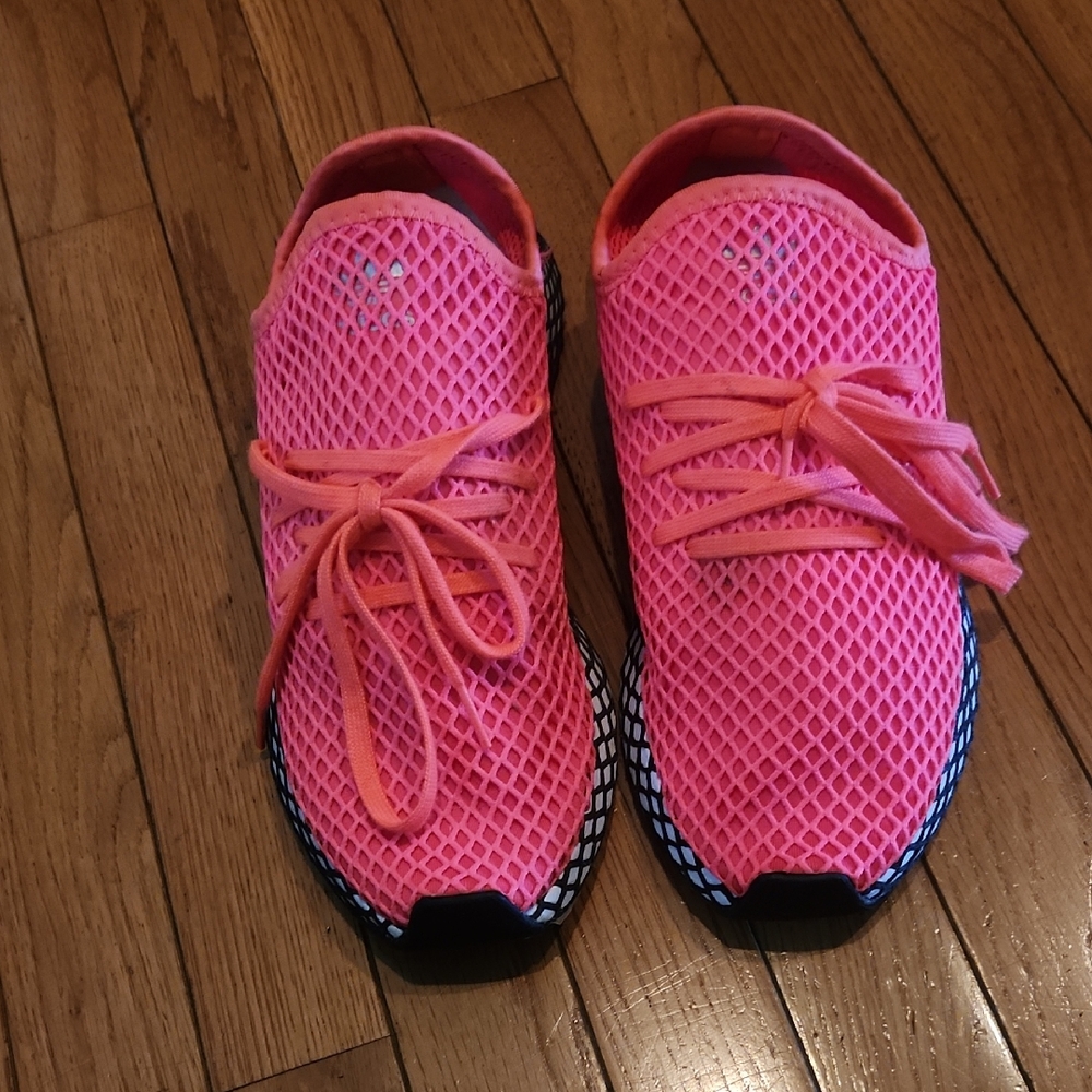 Adidas Deerupt Turbo. Size 9.5. Men's. Pink. Like New